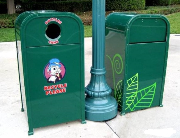 Disney outdoor dustbin from China manufactory whatsapp +8618613086495.jpg